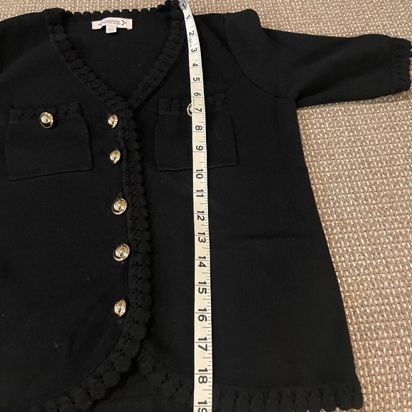 Nanette Lapore Short Sleeve Black Sweater Size XS Gold buttons - Picture 6 of 6